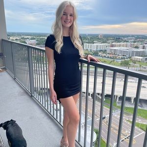 Meet your posher!!!!